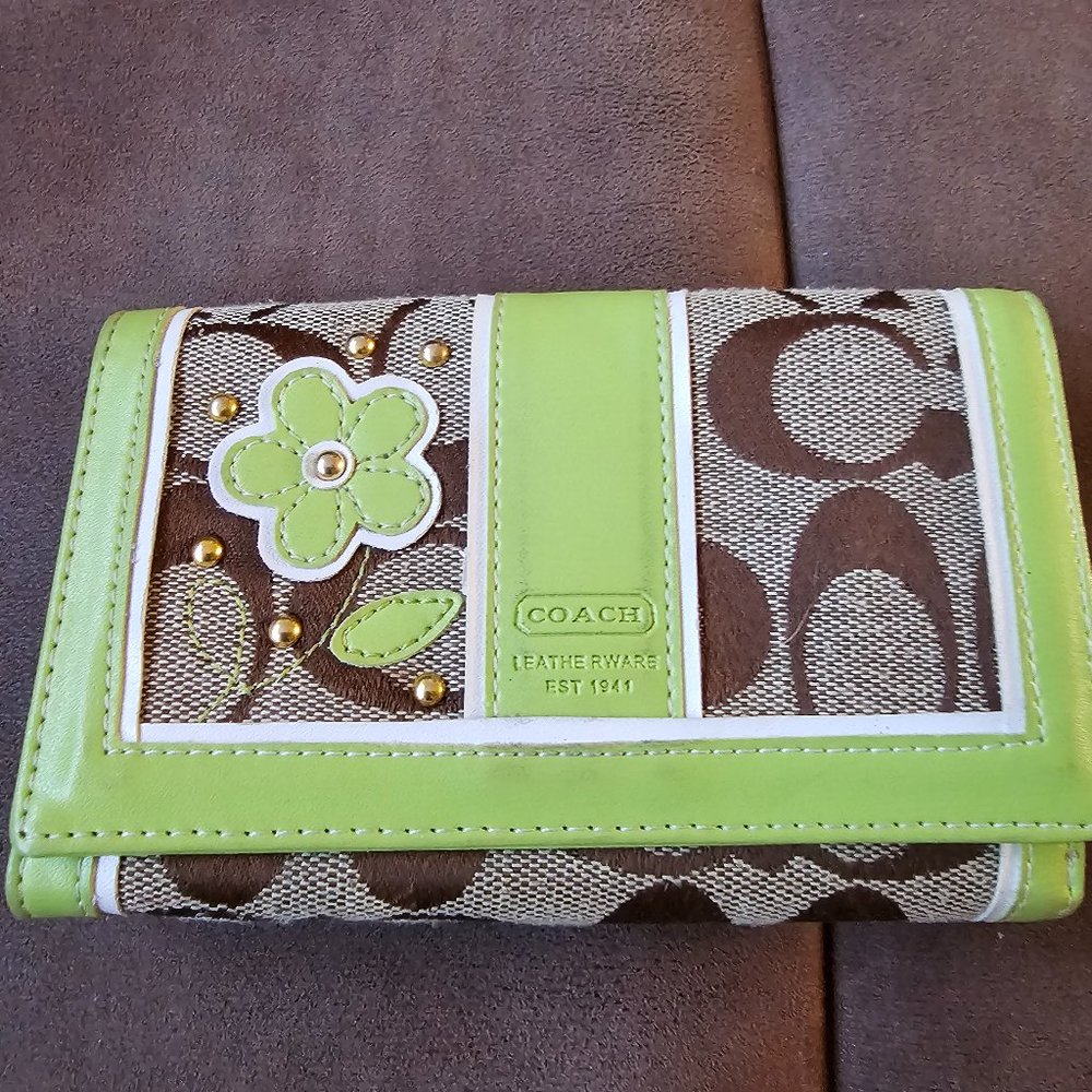 Coach Green Fold-Over Poppy wallet